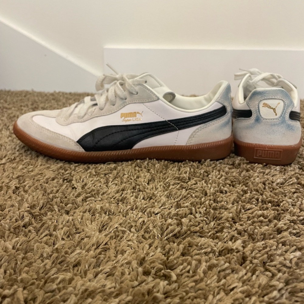 Puma Super Liga Sneakers.
